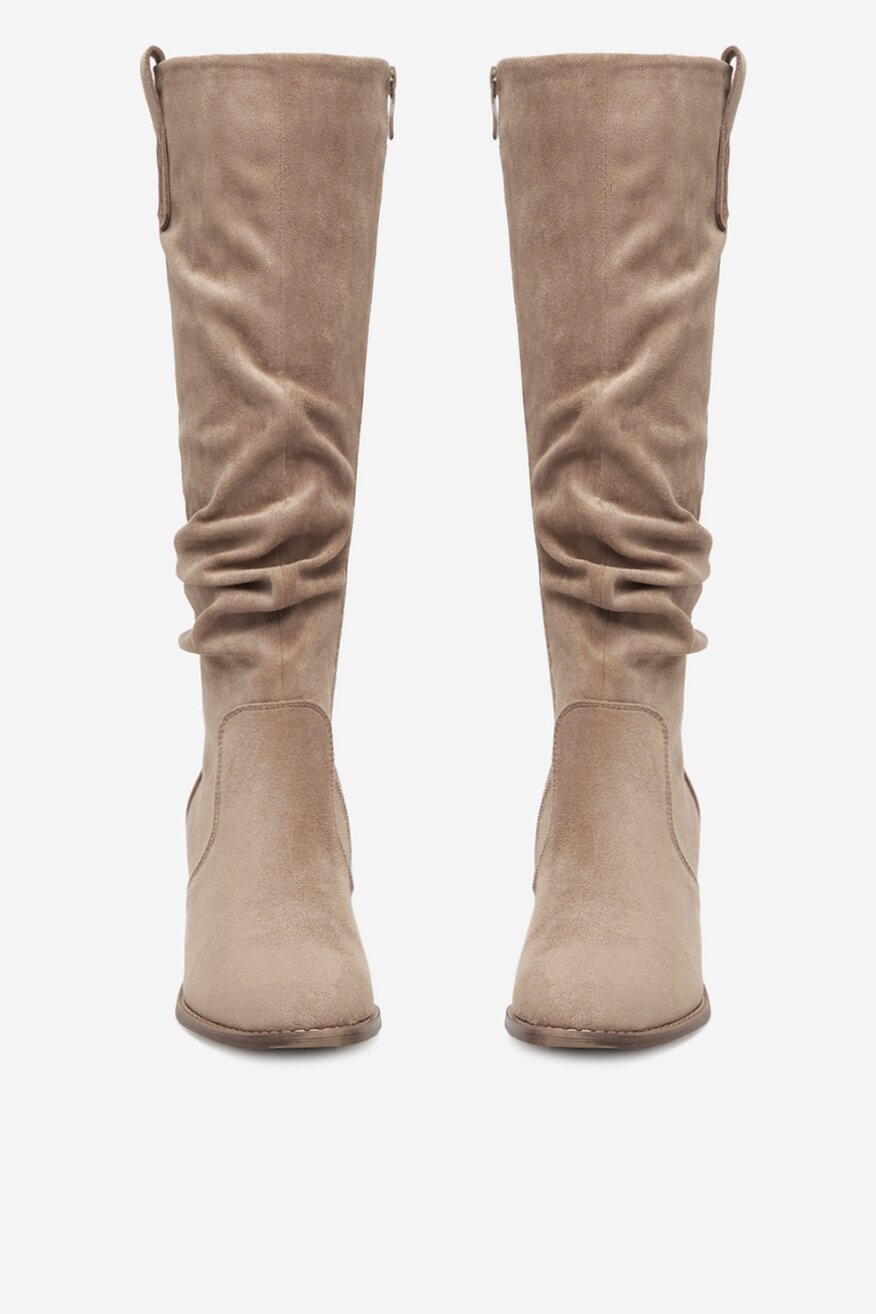 
                Чобіт DeeZee БЕЖЕВИЙ - 5904410911398