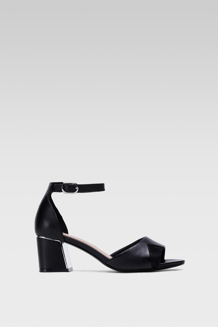 Lasocki - Skórzane sandały czarne - 5904248739942