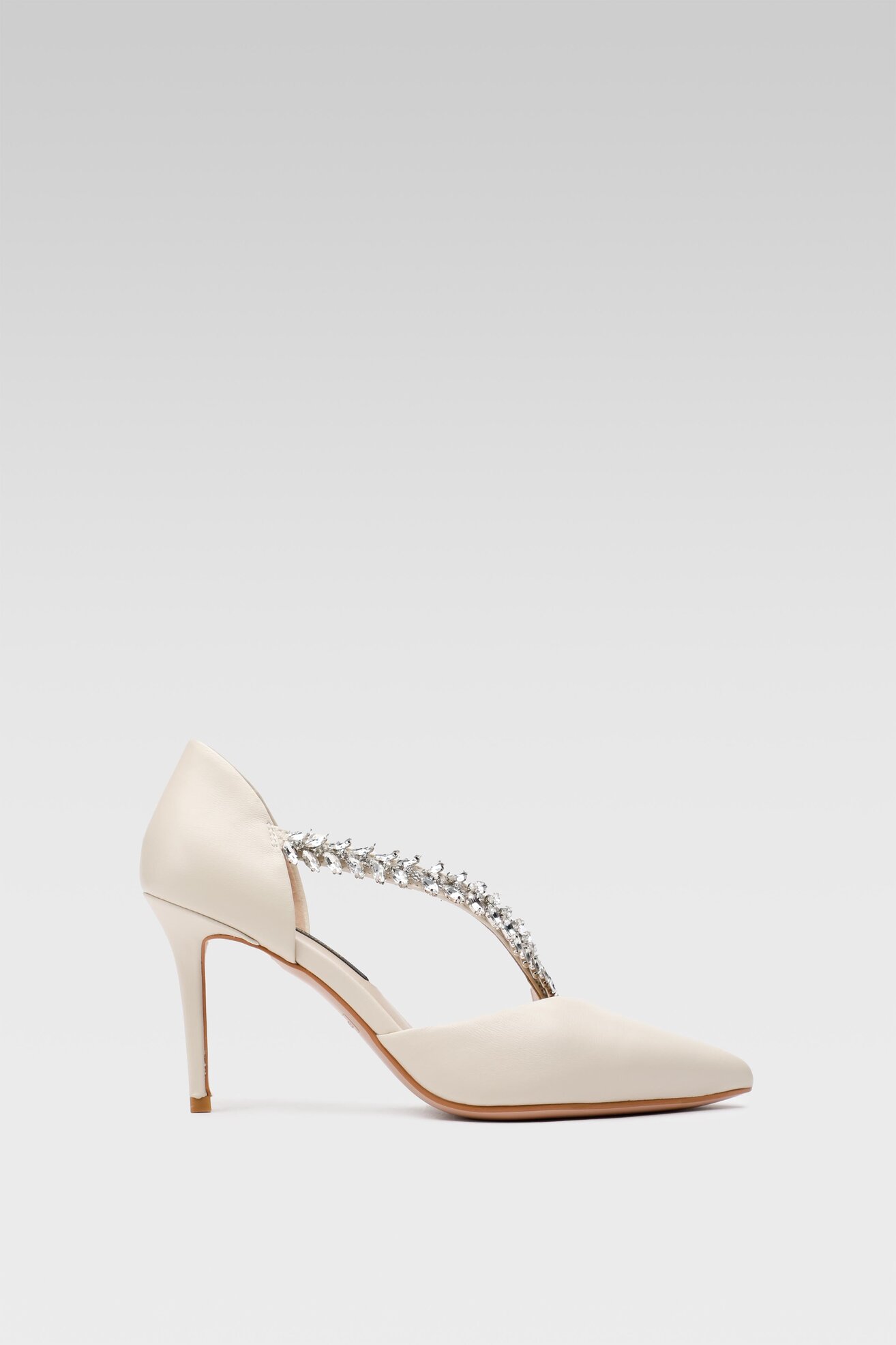 Czółenka Gino Rossi V323-69-1 Beżowy