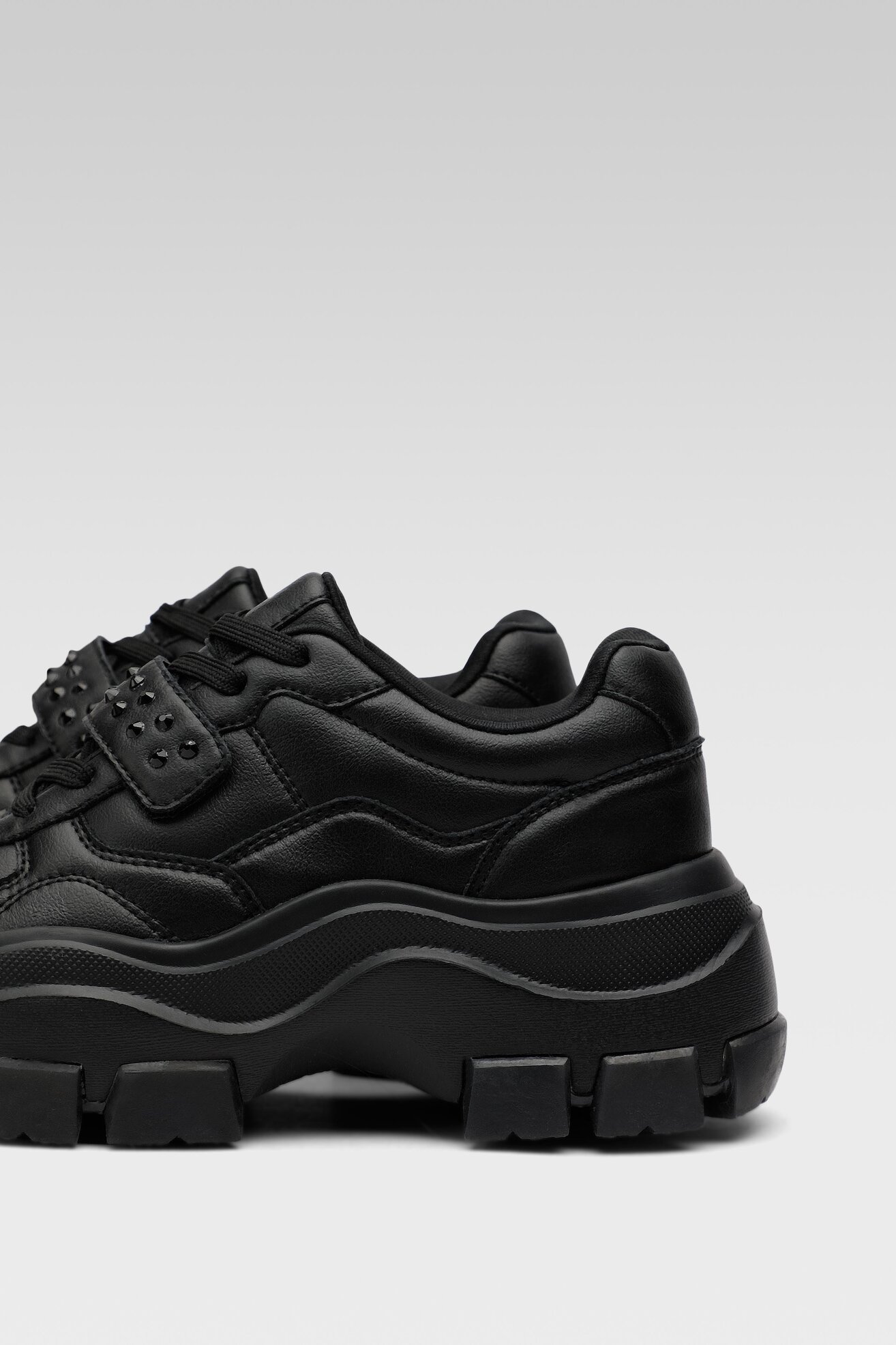 Obuwie sportowe Togoshi WP-FW22-T055 Czarny