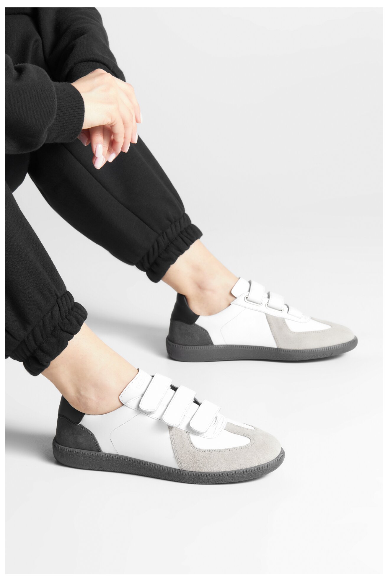 Sneakers Gino Rossi TESSA-01-W1 Biały