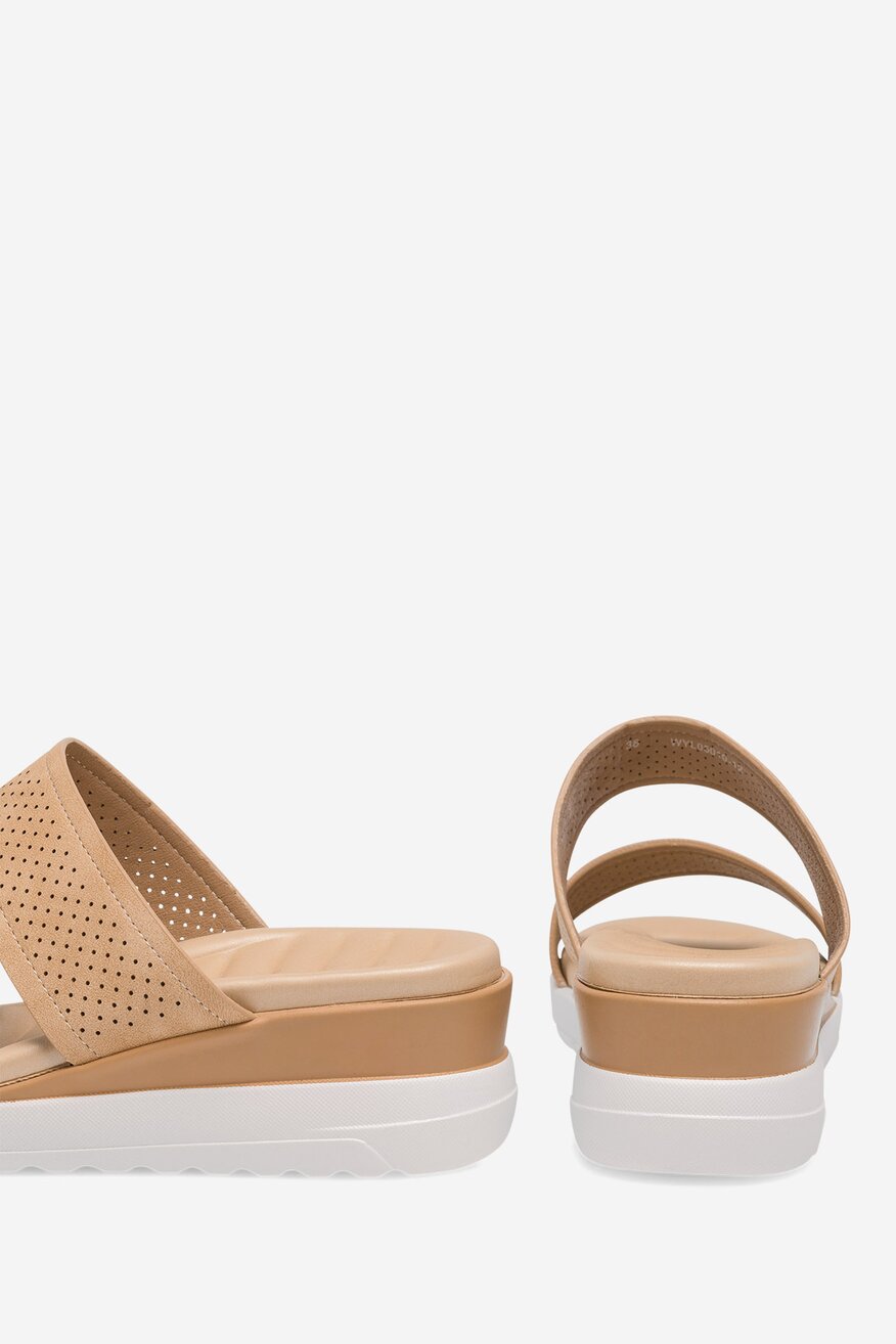 
                Flip-flop Clara Barson BÉZS - 5905588586913