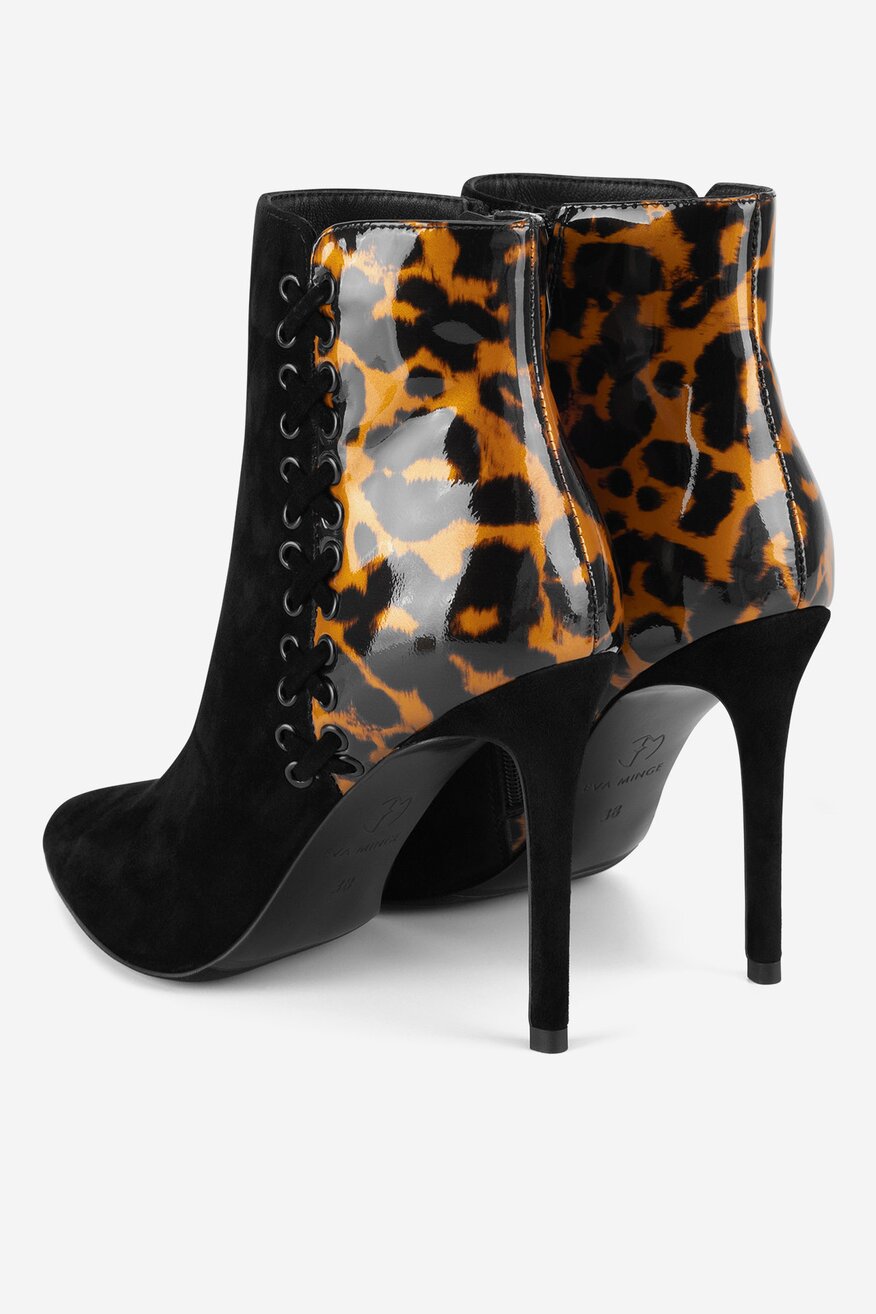 
                Bokacsizma EVA MINGE FEKETE - 5905588988137