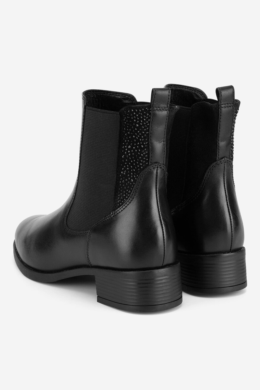 
                Kratke čizme Lasocki CRNA - 5905588936978