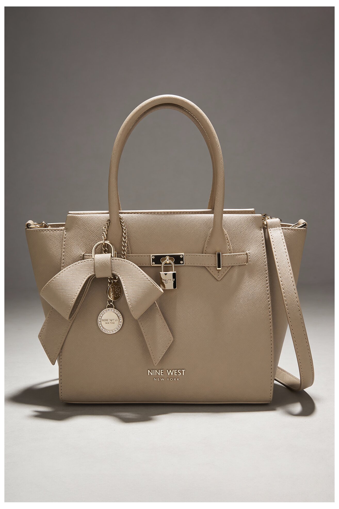 Torebka NINE WEST CEO-CHELSEA-CHARM-II-LX10185 Beżowy