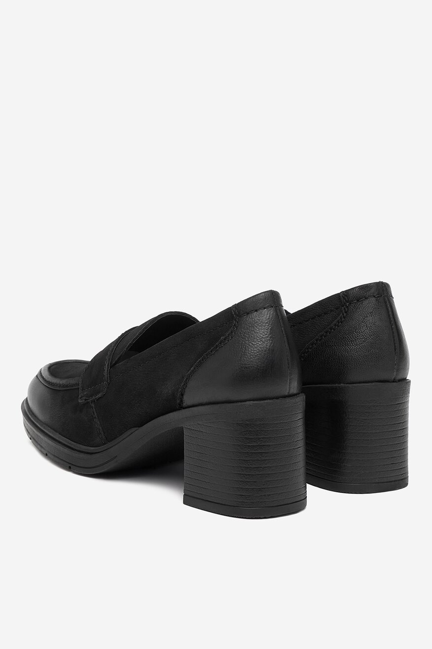 Lasocki - Loafersy skórzane na obcasie - 5906751262597