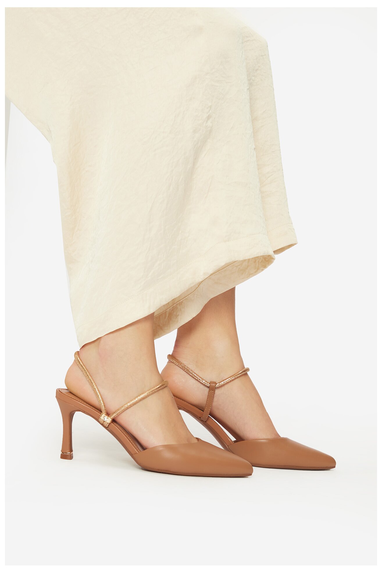 Körömcipő Lasocki WYL3794-6Z BÉZS