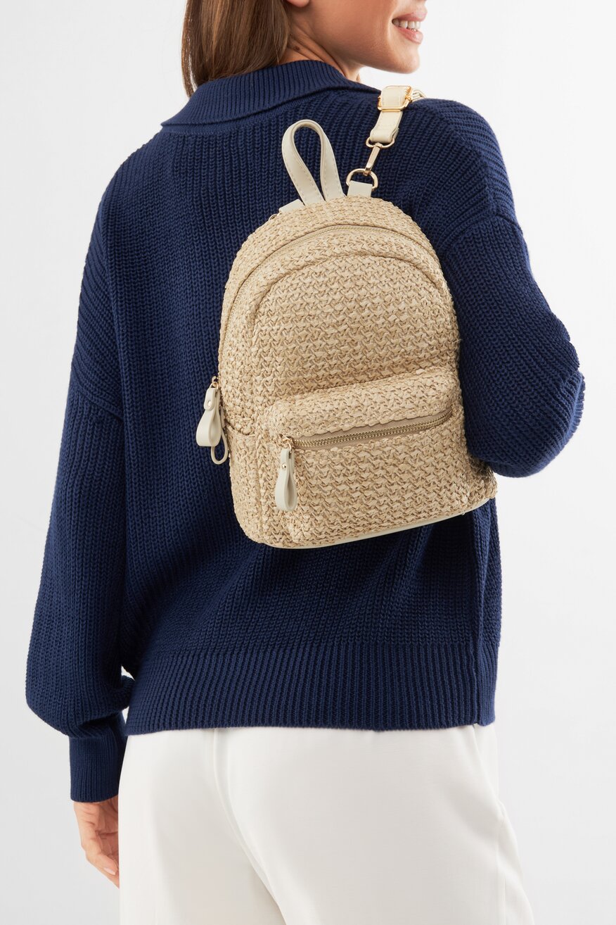 
                DeeZee - Mały plecak miejski - 5905588601814