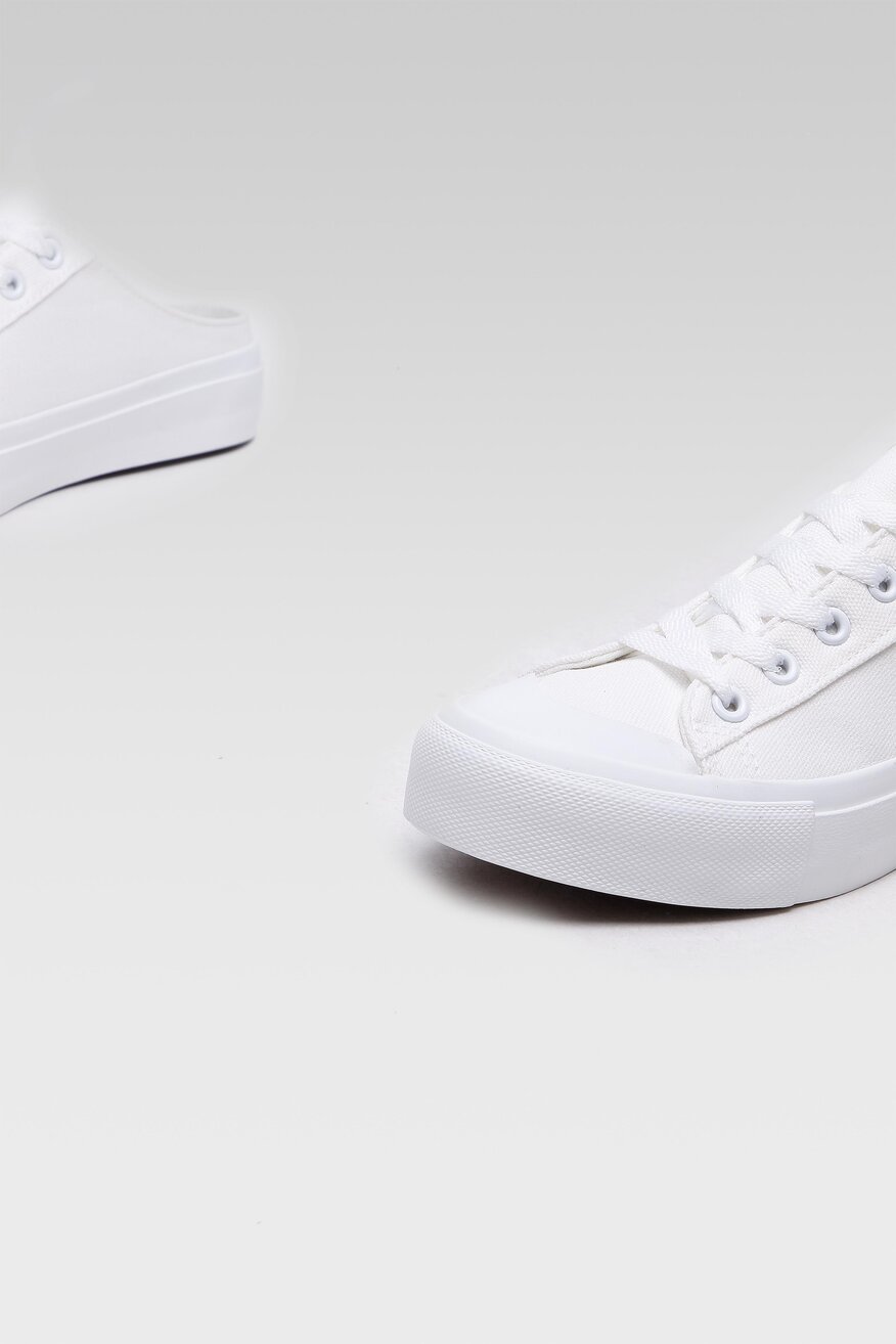 
                Americanos - Trampki z odkrytą piętą - 5904248517724