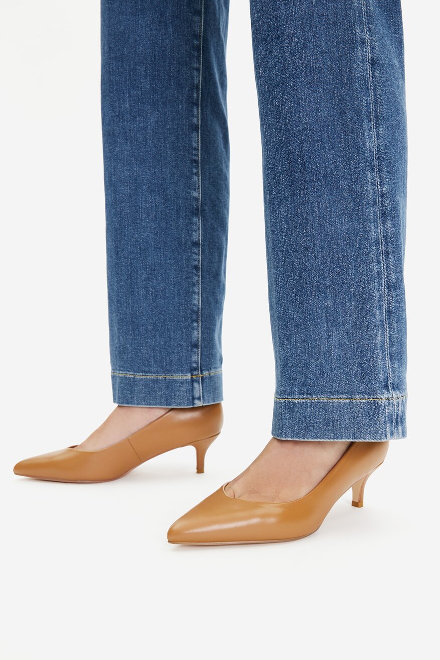 Körömcipő Lasocki CAMEL - 5906751250143