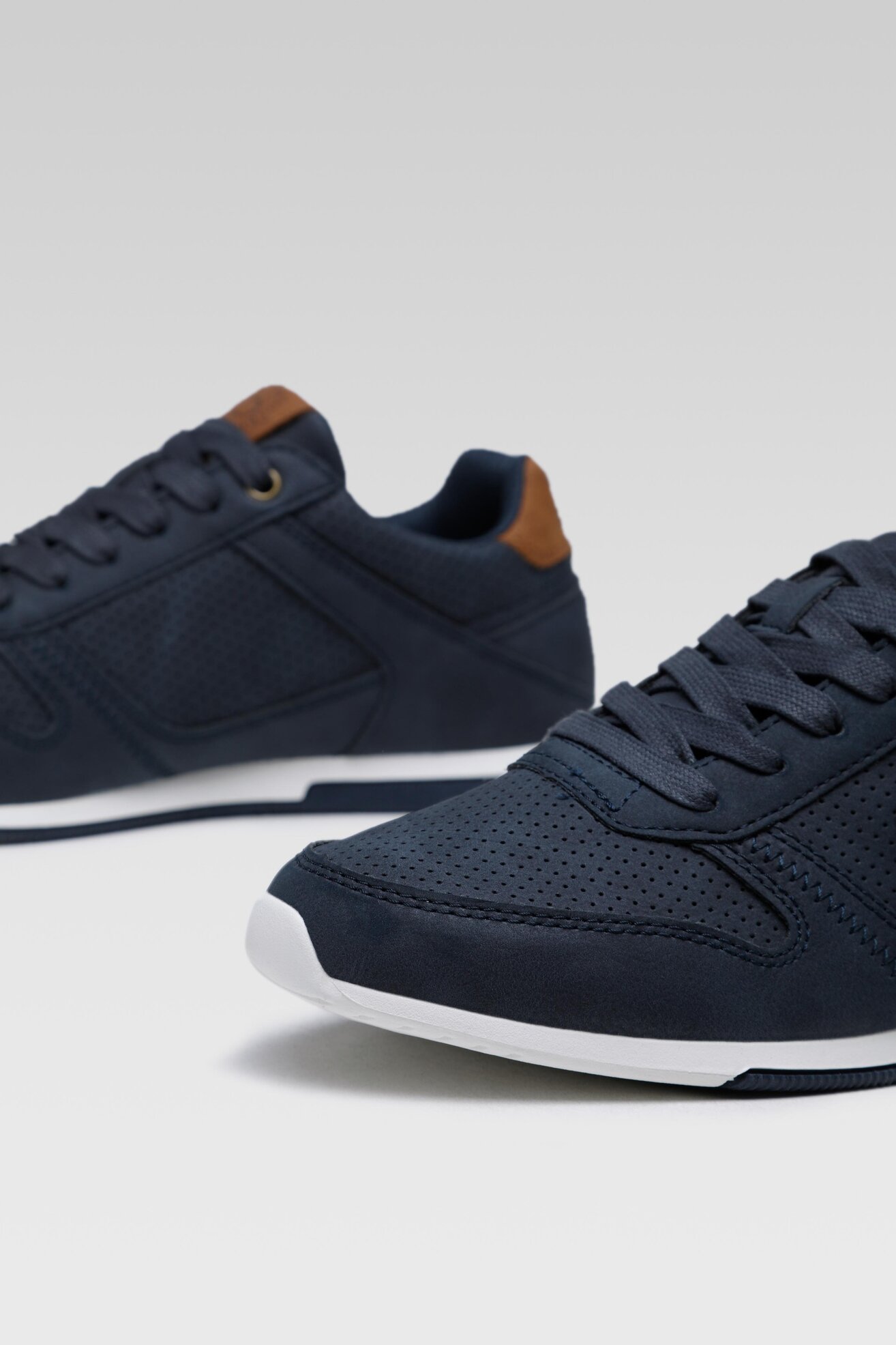 Sneakers Bugatti 321-73201-5000-4100 Granatowy