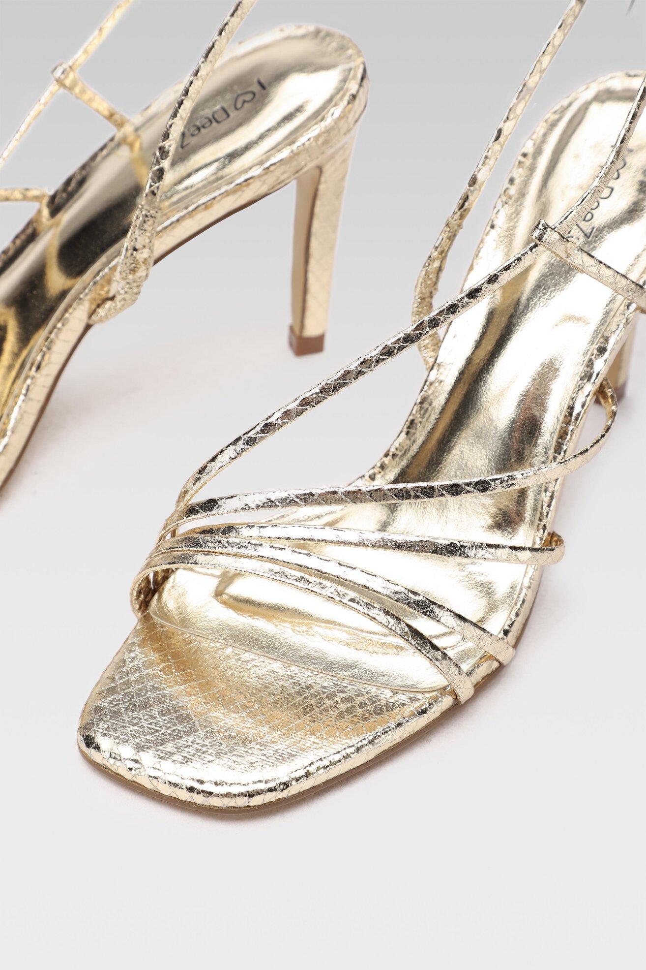 Sandały DeeZee WYL2540-1 Złoty