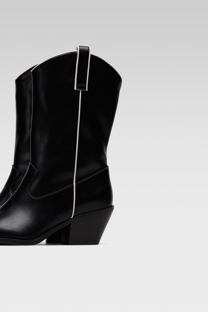 
                Jenny Fairy - Botki czarne - 5904862253367