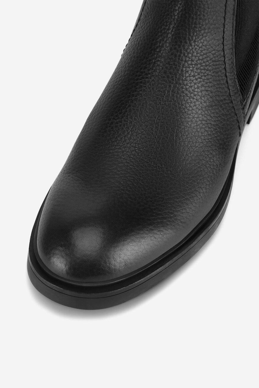 
                Bokacsizma Badura FEKETE - 5905588978701