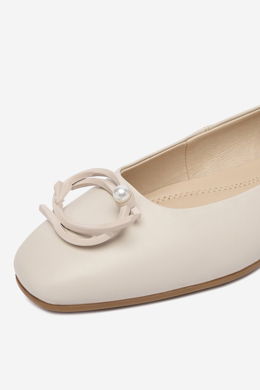 
                Baleriny Lasocki VILÁGOSBÉZS - 5906751749500