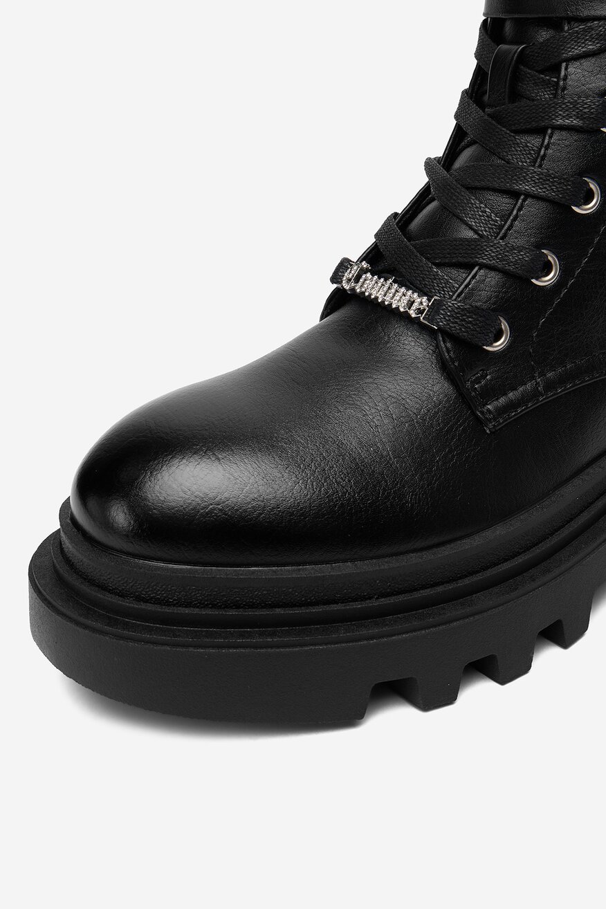 
                Juicy Couture - Trzewiki ocieplane - 5906751461617