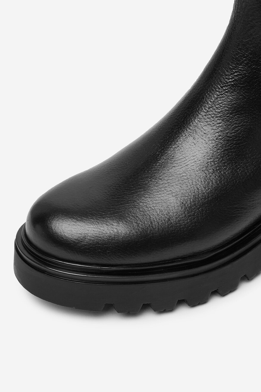 
                Kratke čizme Lasocki CRNA - 5906751354407