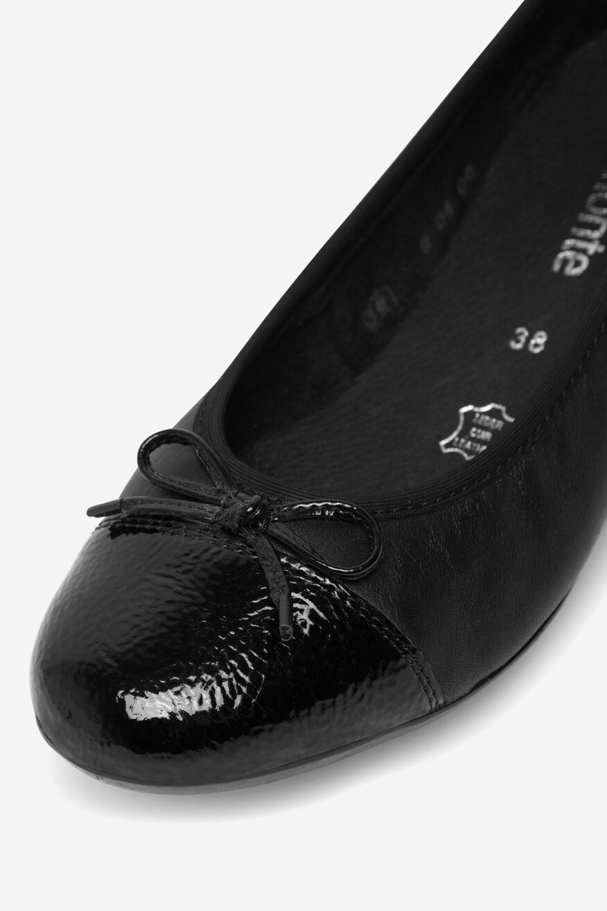 
                Remonte - Baleriny skórzane - 2230056164274