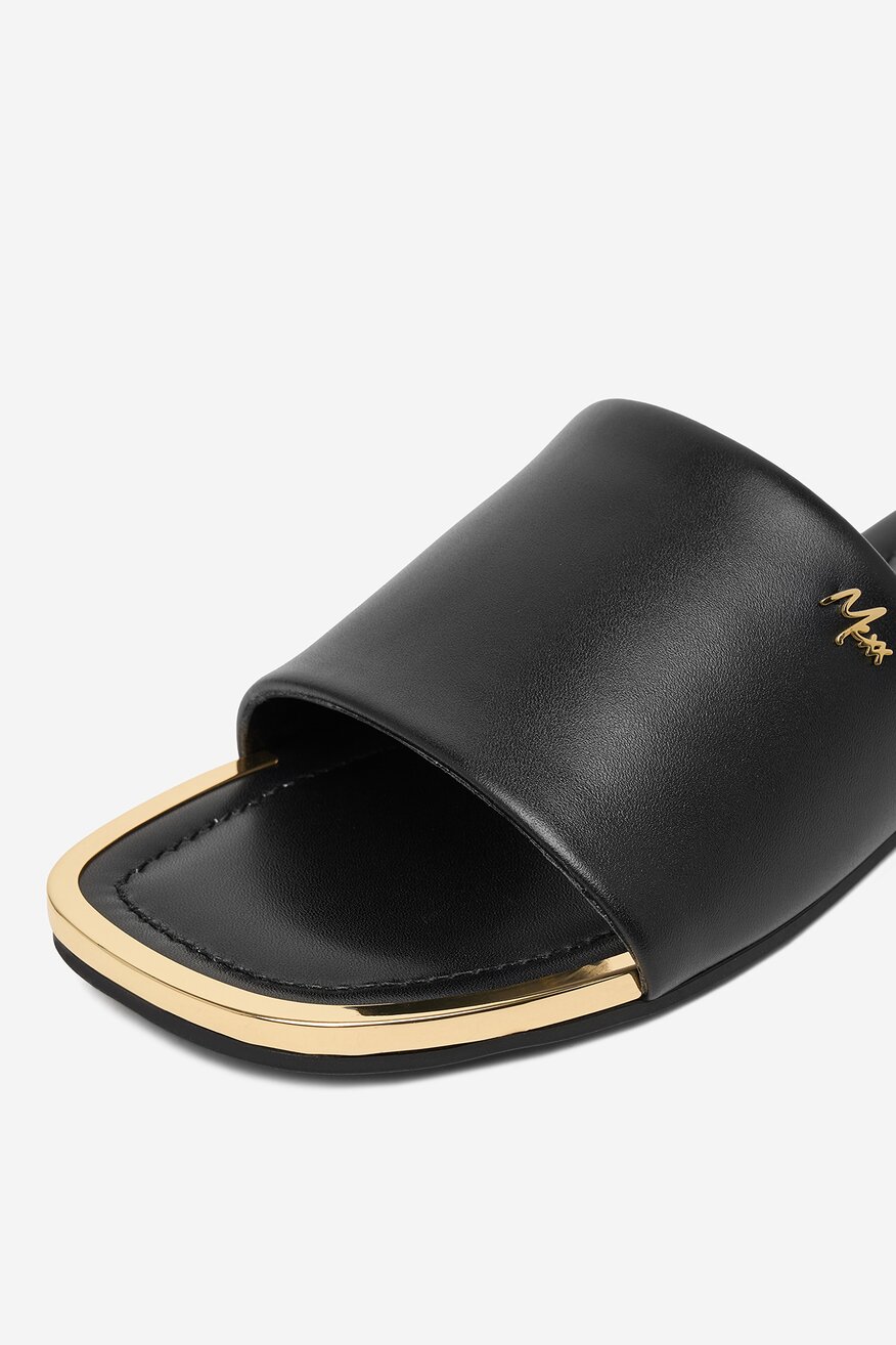 
                Шльопанець Mexx ЧОРНИЙ - 5906751933381