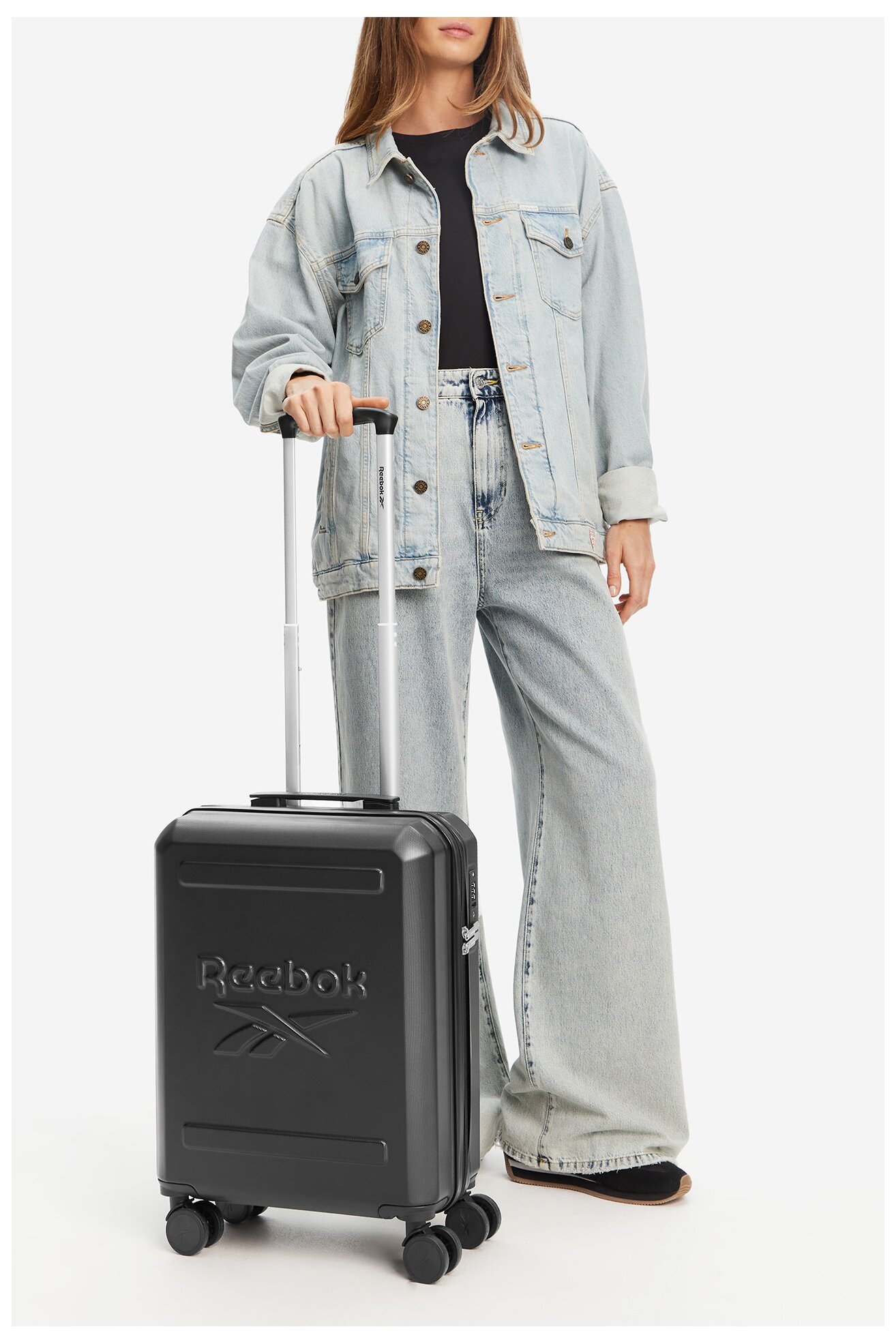 Valiză Reebok RBK-WAL-022-CCC-S NEGRU