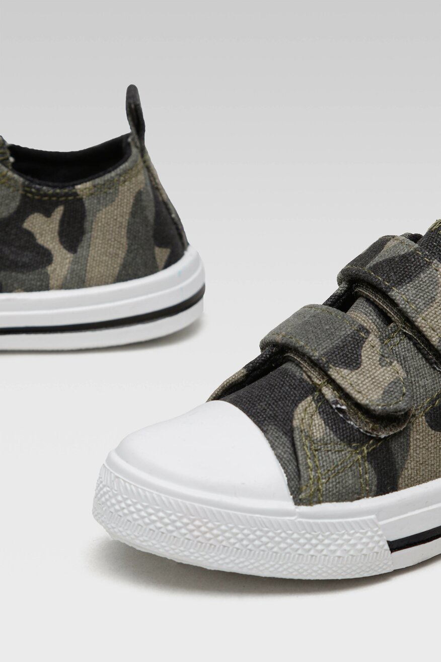 
                Кецове Action Boy КАКИ - 5904248829971