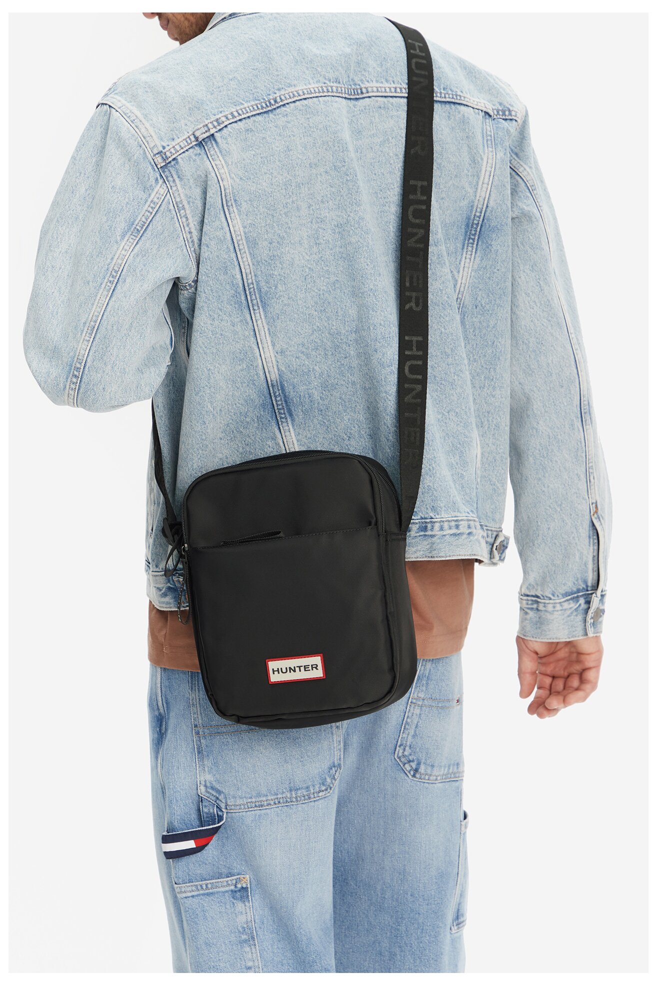 Muška torba HUNTER HTR-B-003-07 CRNA