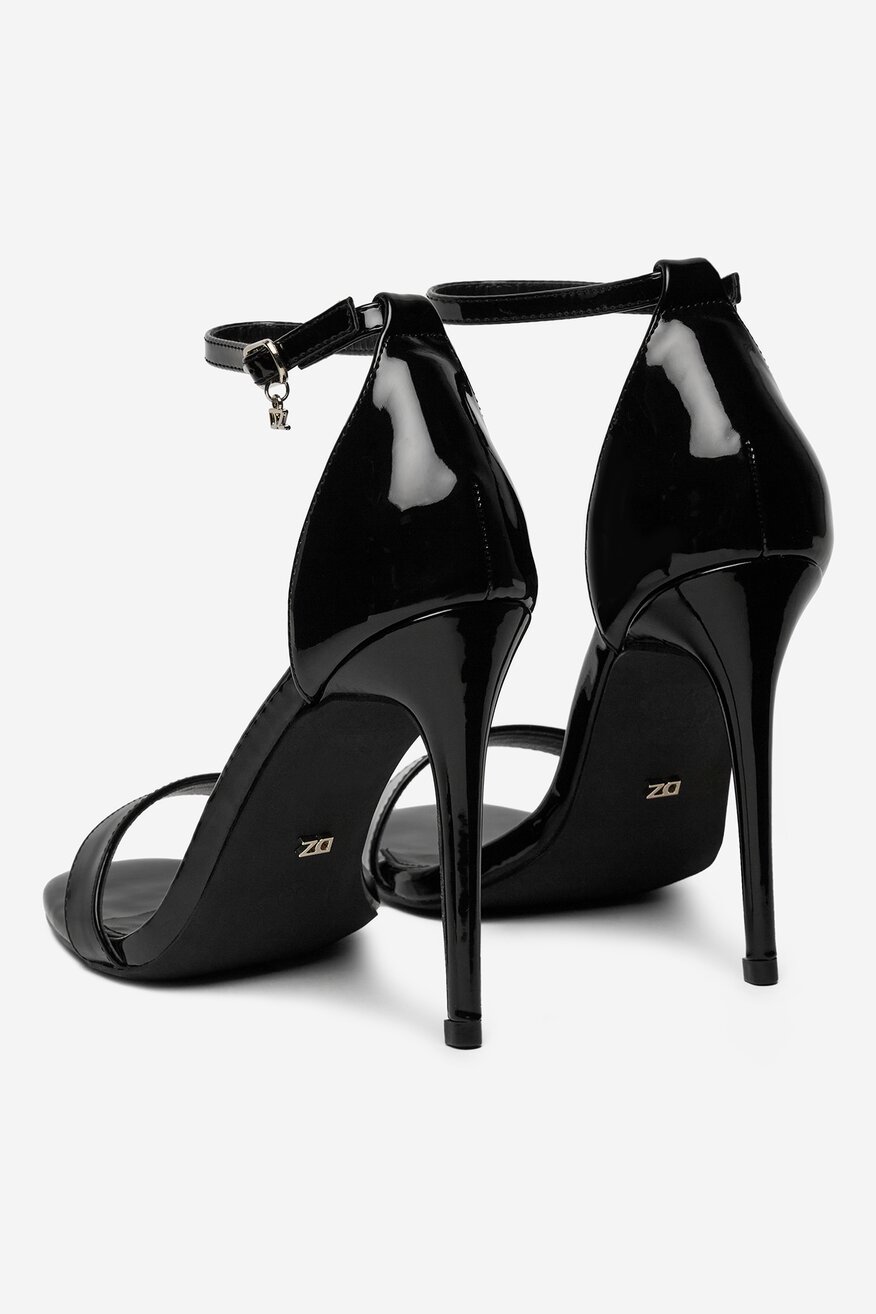 
                Szandál DeeZee FEKETE - 5906751095577