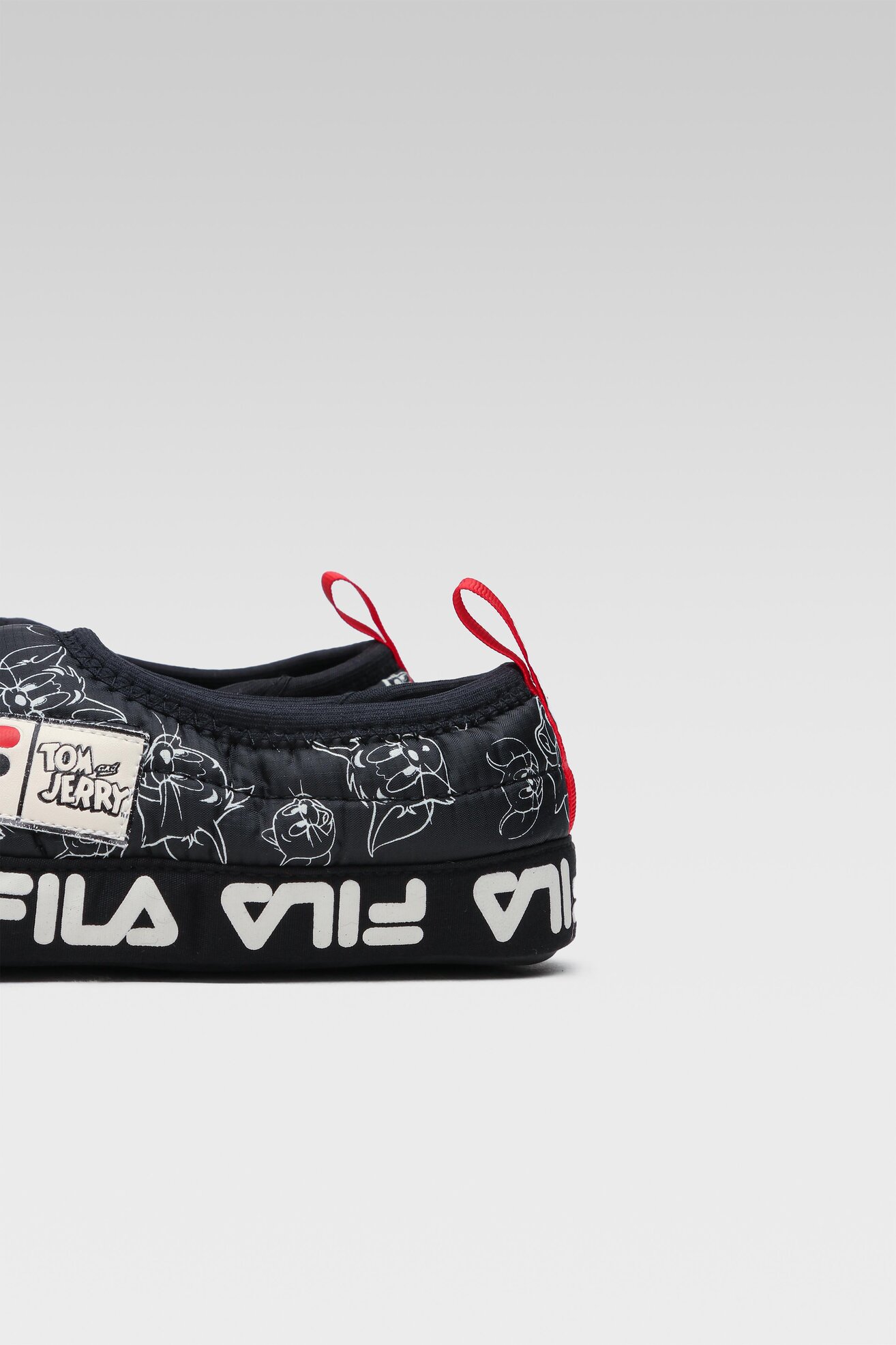 Tornacipő Fila WB COMFIDER kids FFK0089 80010 FEKETE