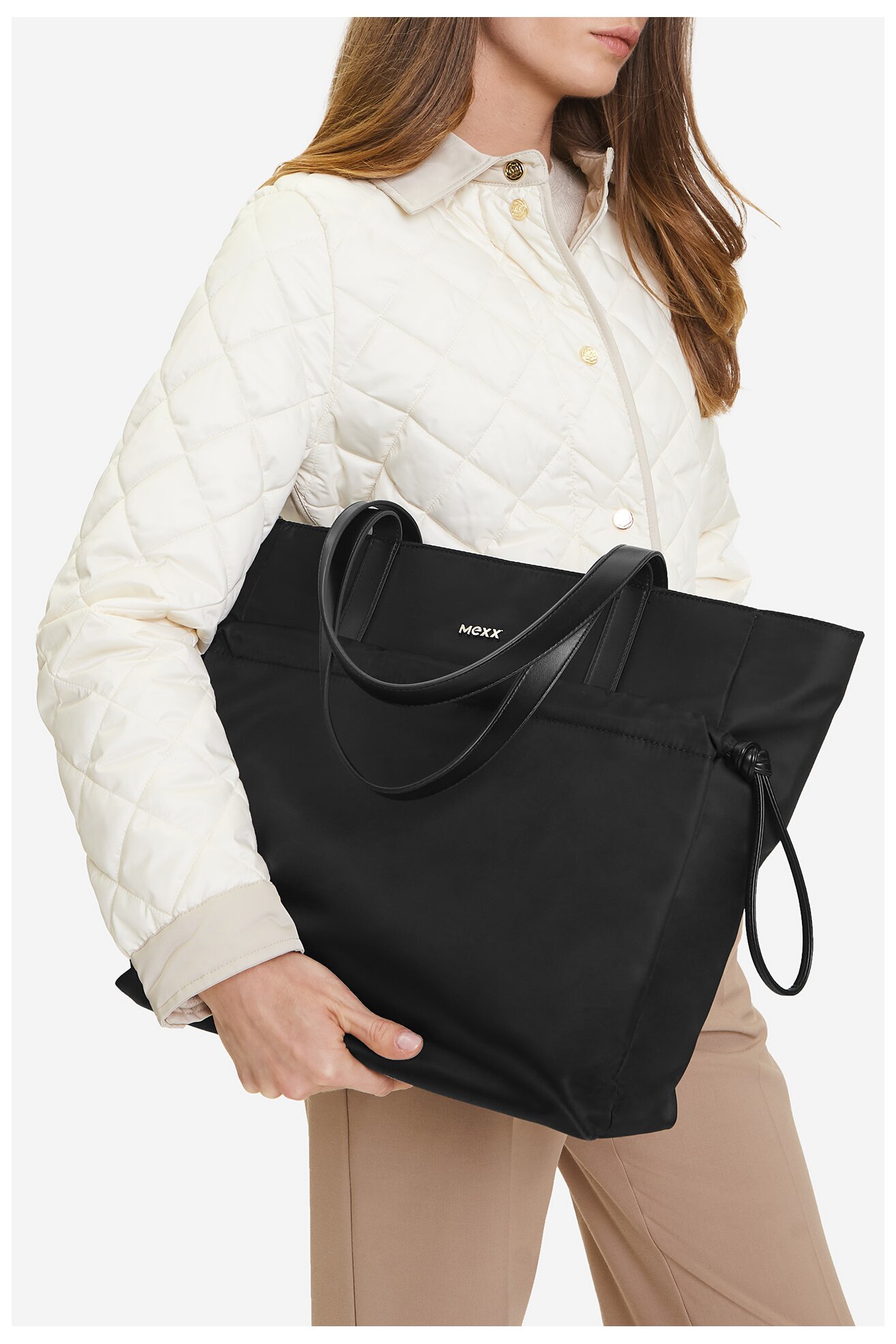 Kézitáska Mexx C-MEXX-L-007-08 FEKETE