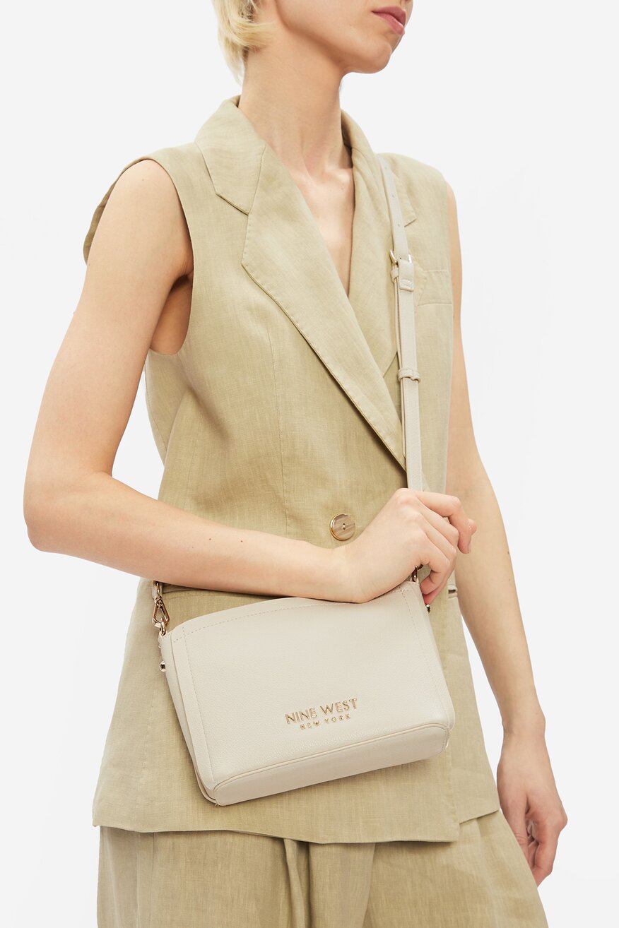 
                Сумка З Ремінцем NINE WEST БЕЖЕВИЙ - 5906751030622