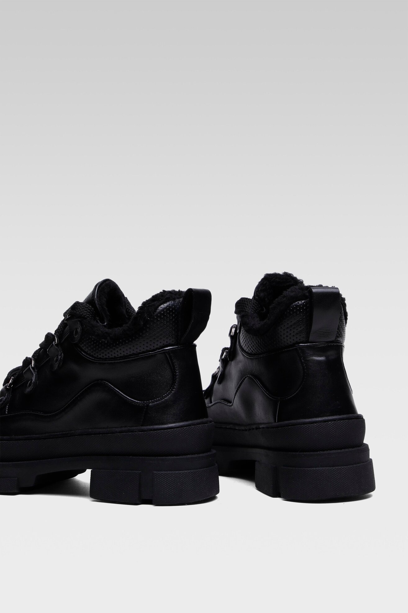 Trzewiki Badura WI23-NELLI-01 Czarny