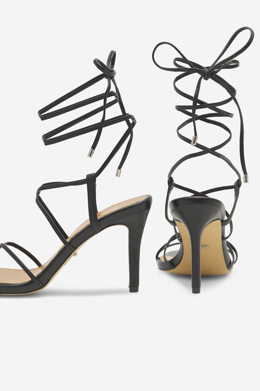 
                Sandale DeeZee NEGRU - 5904862315928