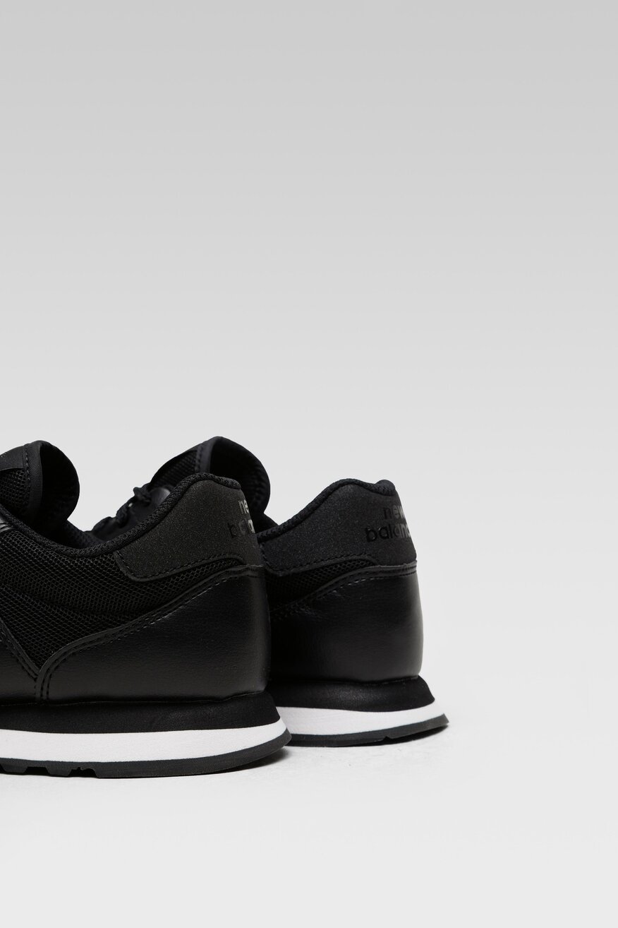 
                Sportcipő New Balance FEKETE - 5904248199982