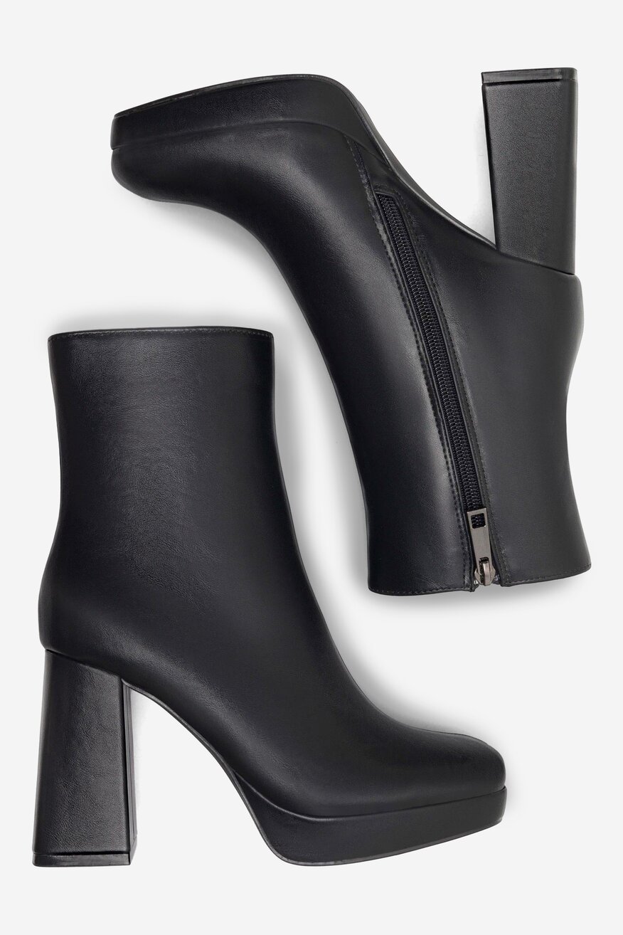 
                Jenny Fairy - Botki na słupku - 5905588042624