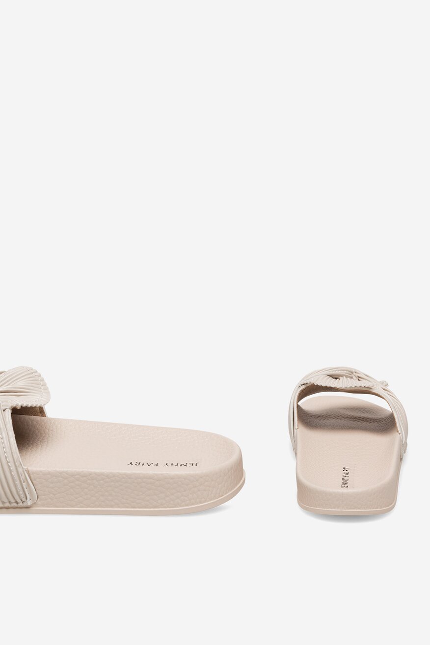 
                Шльопанець для басейну Jenny Fairy БЕЖЕВИЙ - 5905588638025