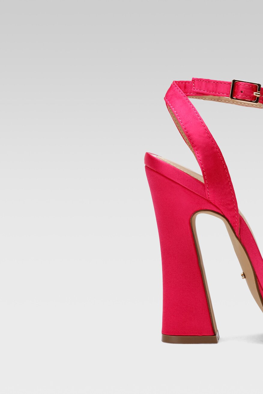 DeeZee - Sandały różowe - 5904862398358