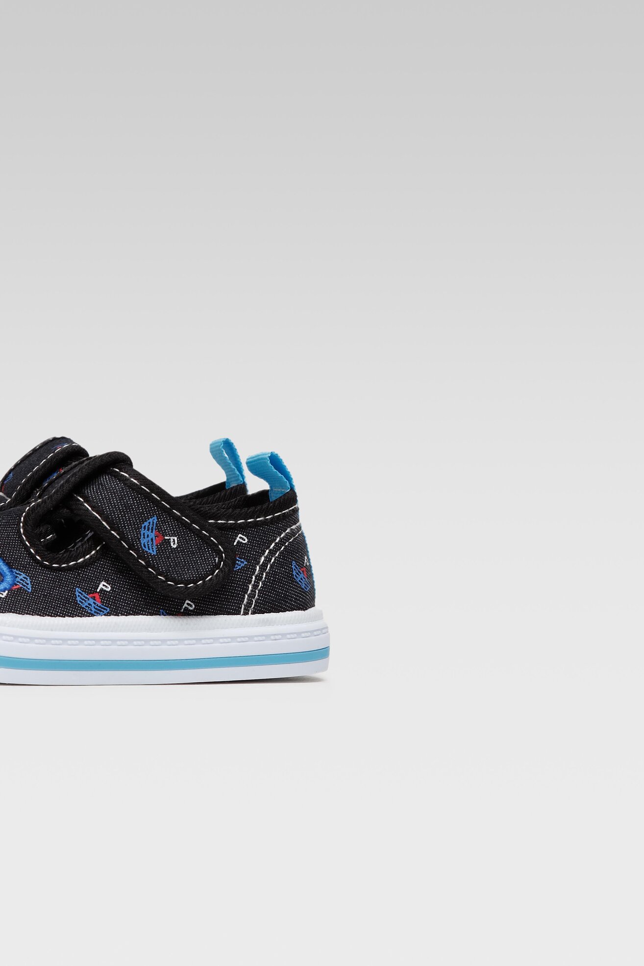 Papuče Action Boy CF2093-7 CRNA