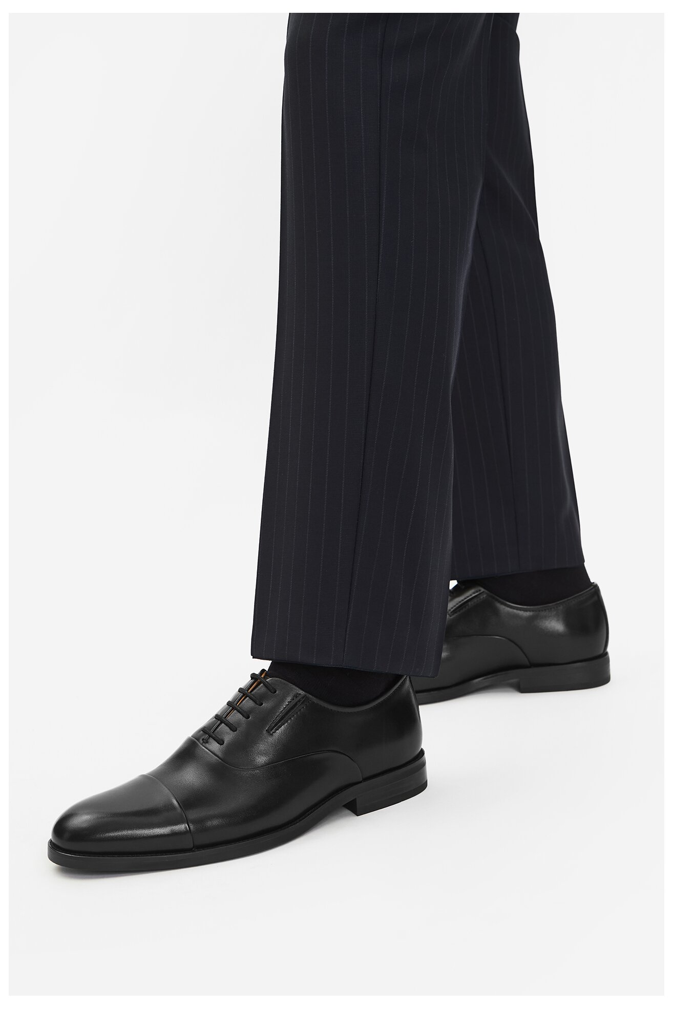 Półbuty Gino Rossi EO-RICCARDO-01 125AM Czarny