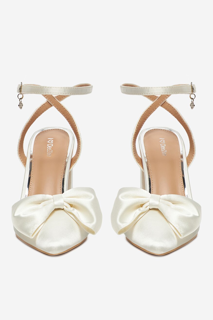 
                DeeZee - Czółenka na słupku - 5906751109984