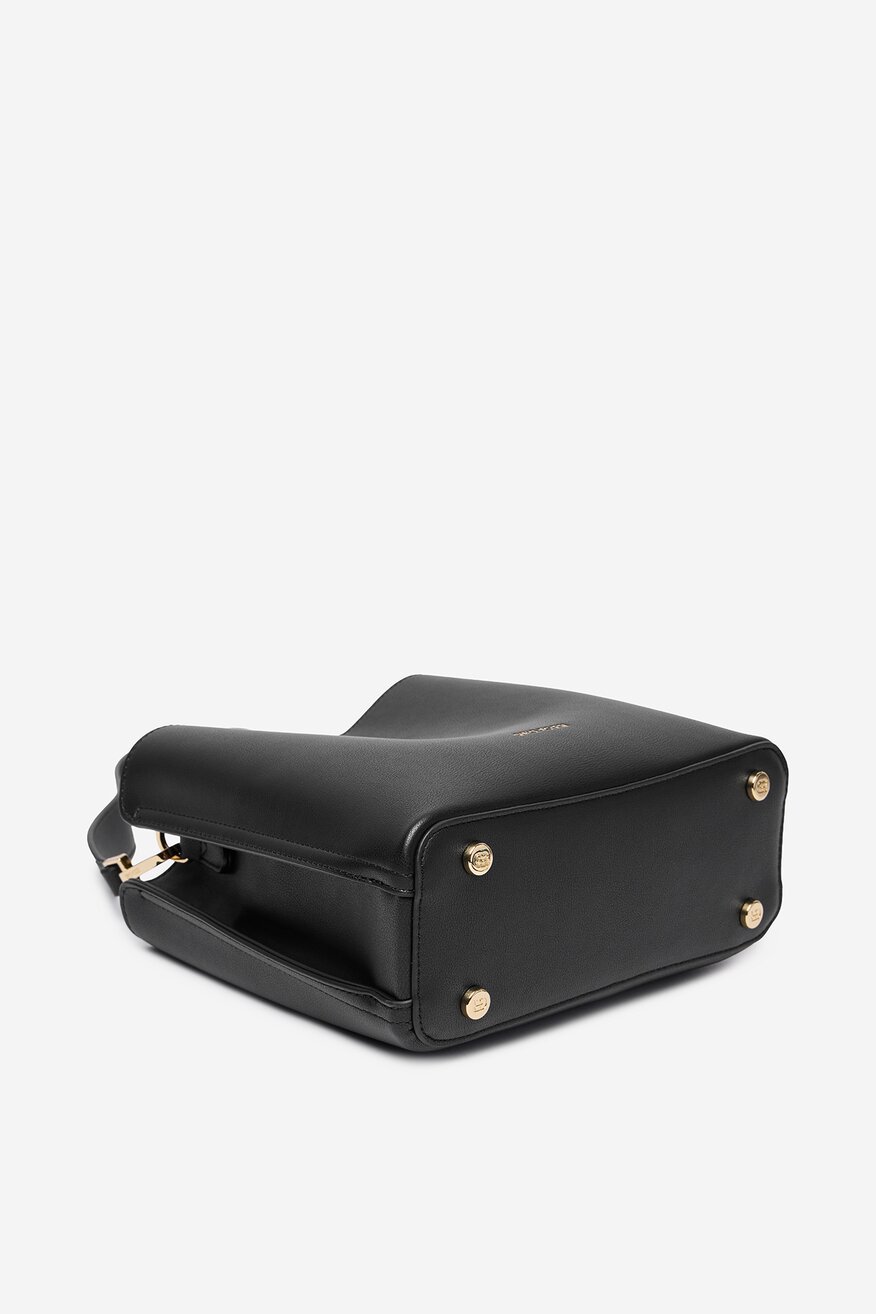 
                Дамска чанта Gino Rossi ЧЕРЕН - 5906751623466