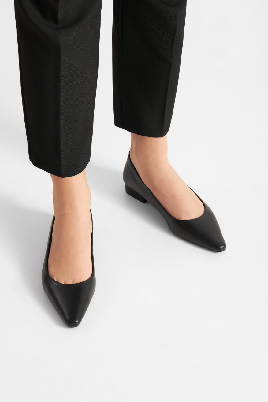 
                Gino Rossi - Skórzane baleriny - 5905588351467