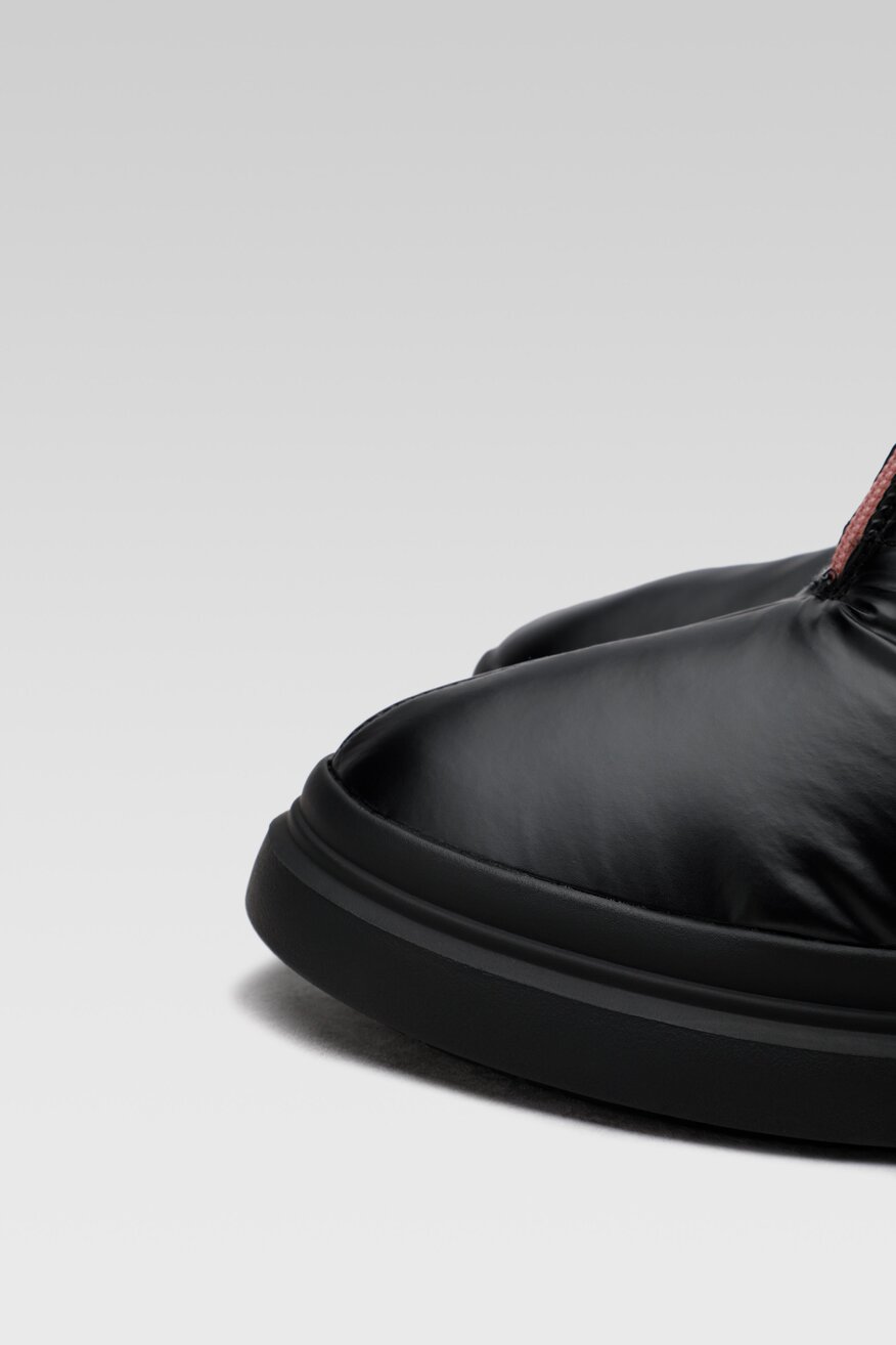 
                Mickey&Friends - Kozaki czarne - 5904862411552