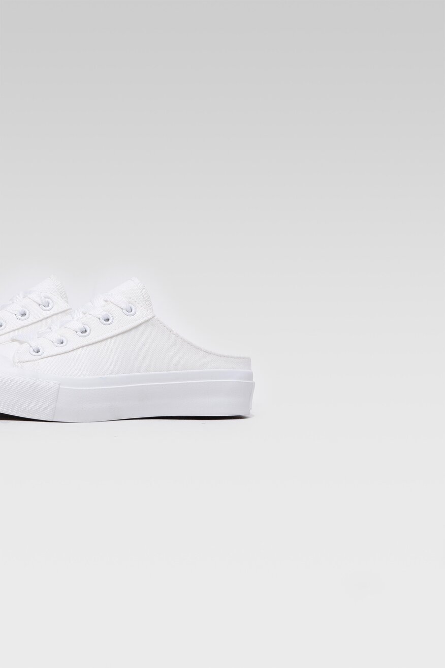 
                Americanos - Trampki z odkrytą piętą - 5904248517724