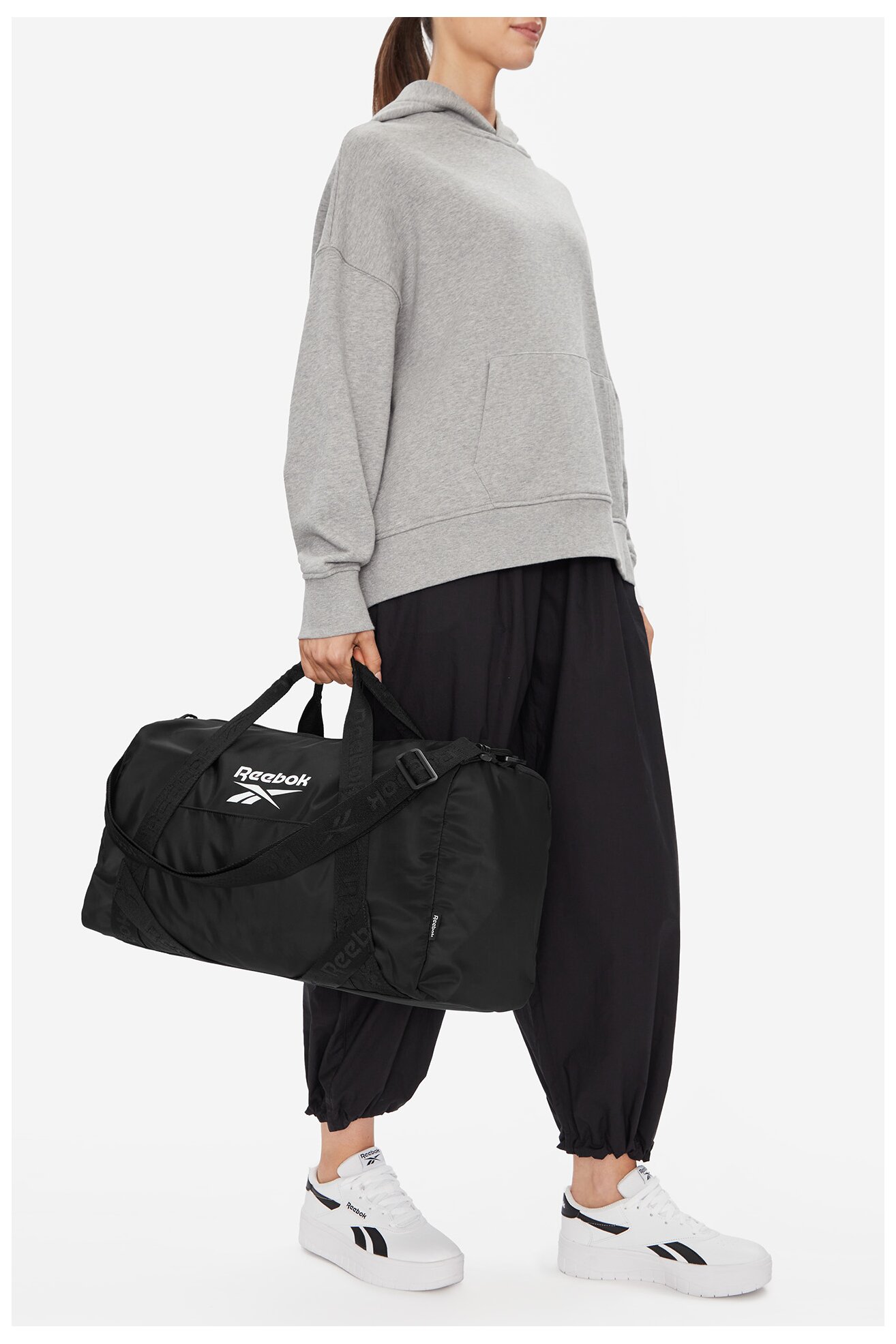 Kézitáska Reebok C-RBK-B-001-08 FEKETE