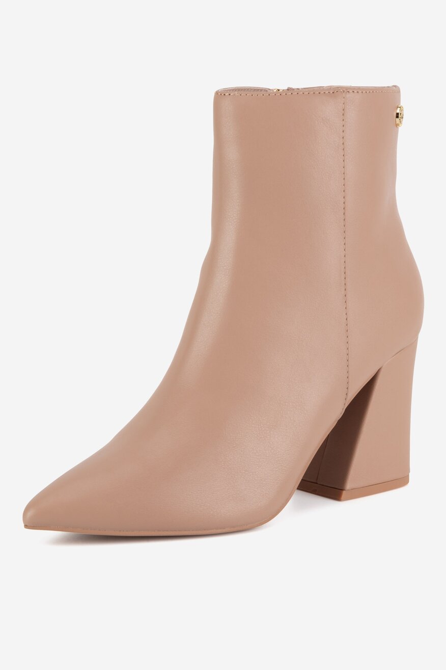 
                Kotníková obuv NINE WEST BÉŽOVÁ - 5906751394335