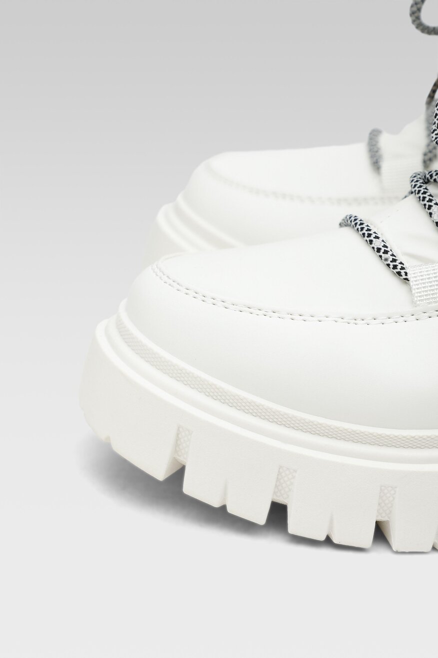 Jenny Fairy - Botki na grubej podeszwie - 5904862252292