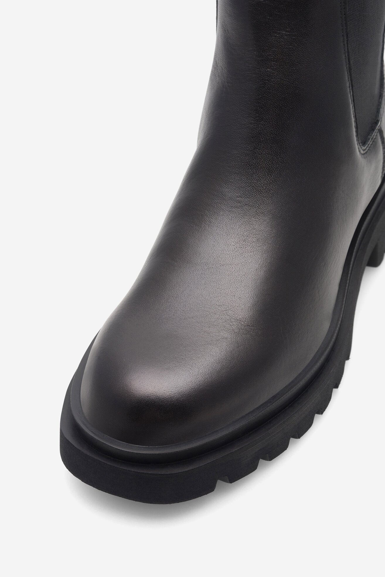 Kratke čizme Gino Rossi SUSAN-26034PE CRNA