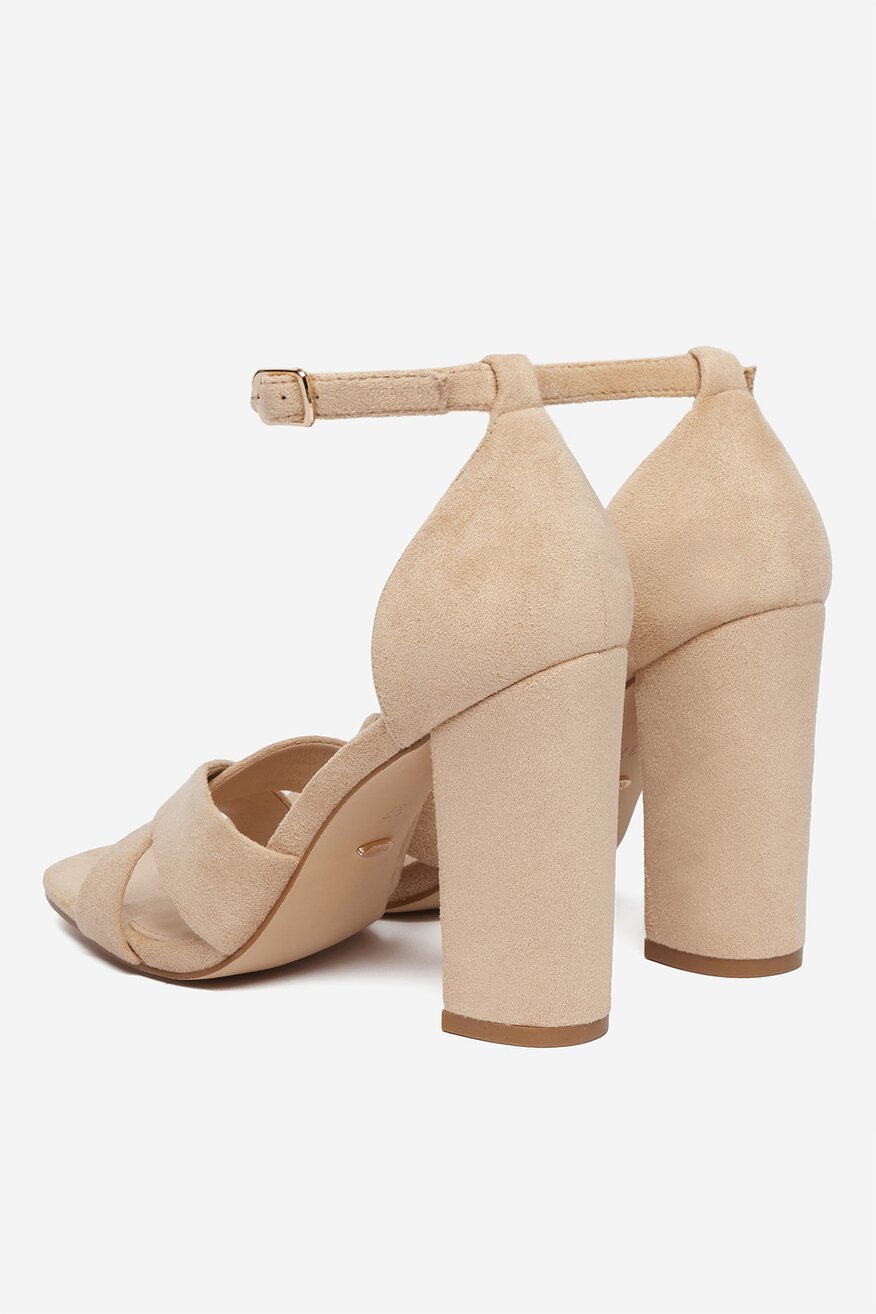 
                Сандали DeeZee БЕЖОВ - 5906751933626