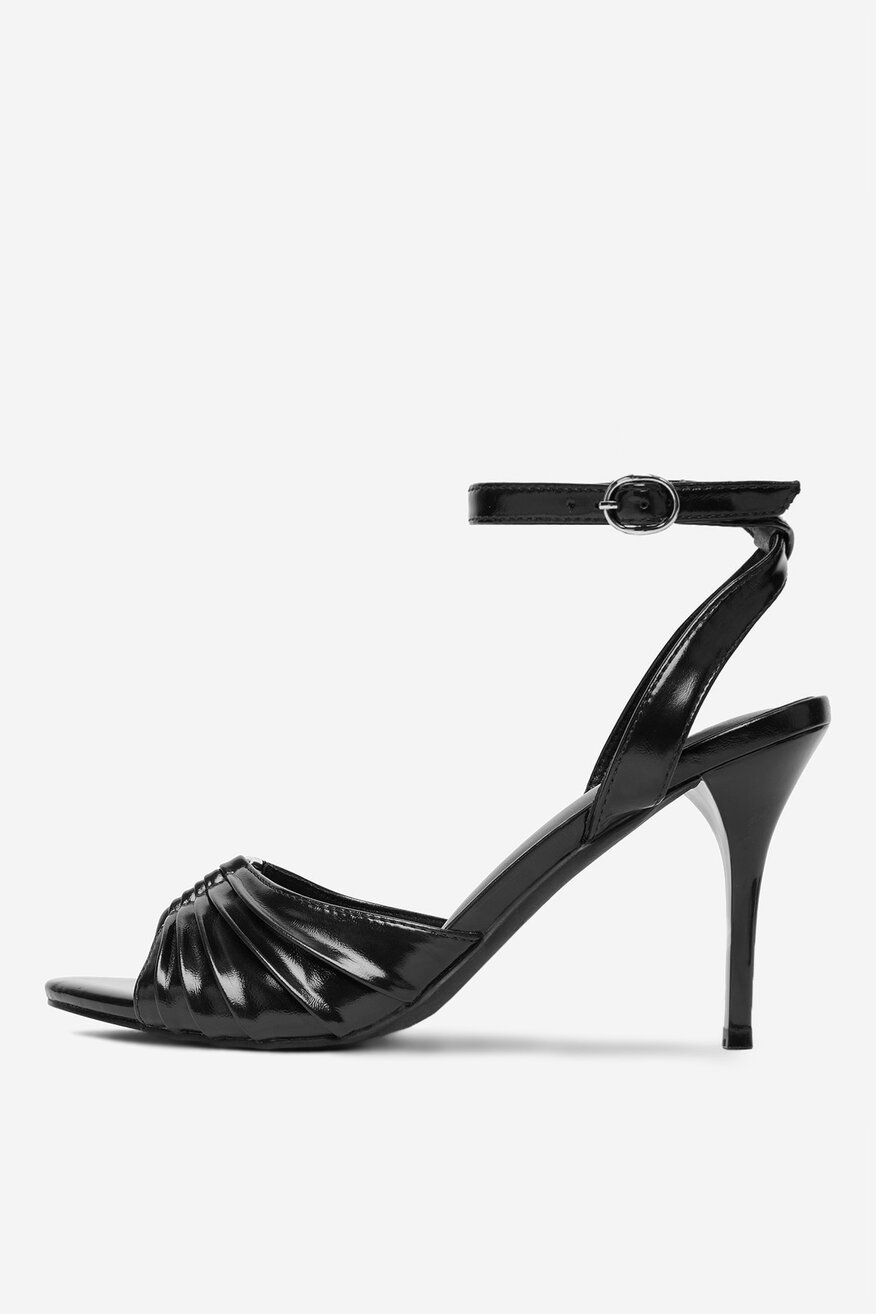 
                Сандалі Jenny ЧОРНИЙ - 5906751847466