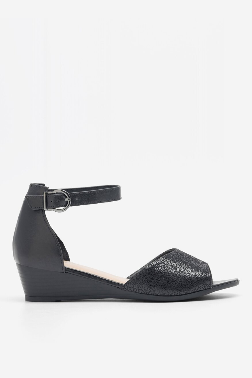 
                Sarah Karen - Skórzane sandały czarne - 5904862893662